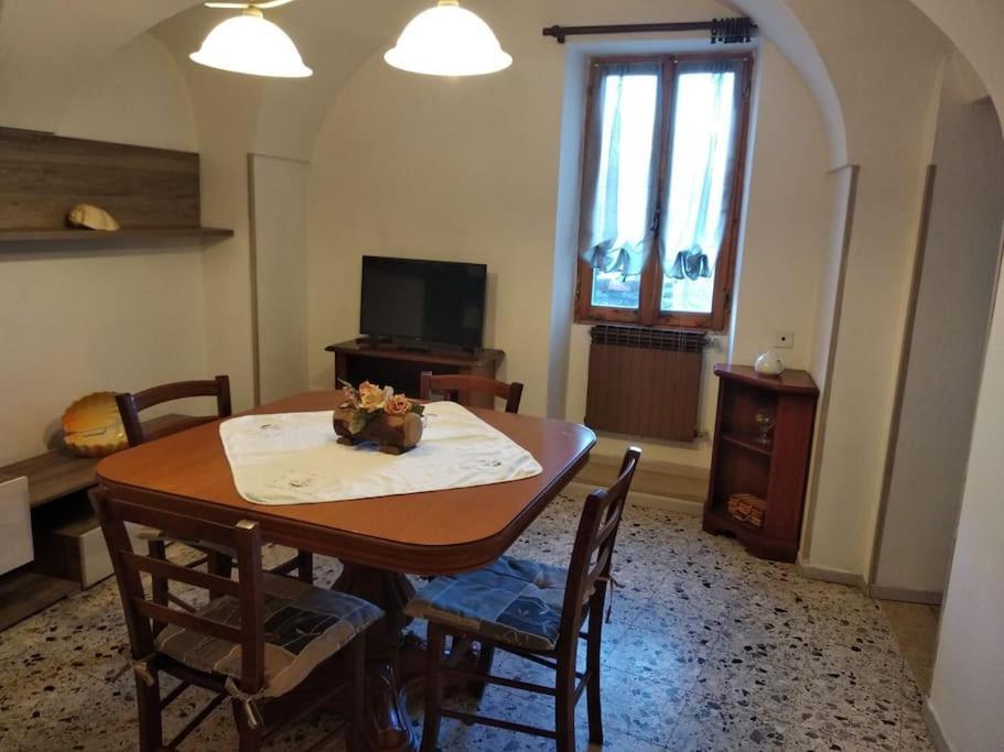 Casa Stefano Apartment Ceriana Luaran gambar